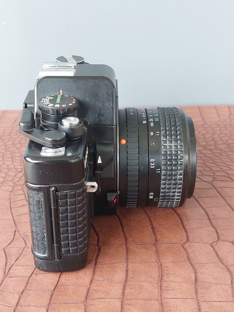 Praktica B200 electronic + Prakticar 1,8/50mm | Analoginen kamera #2.1