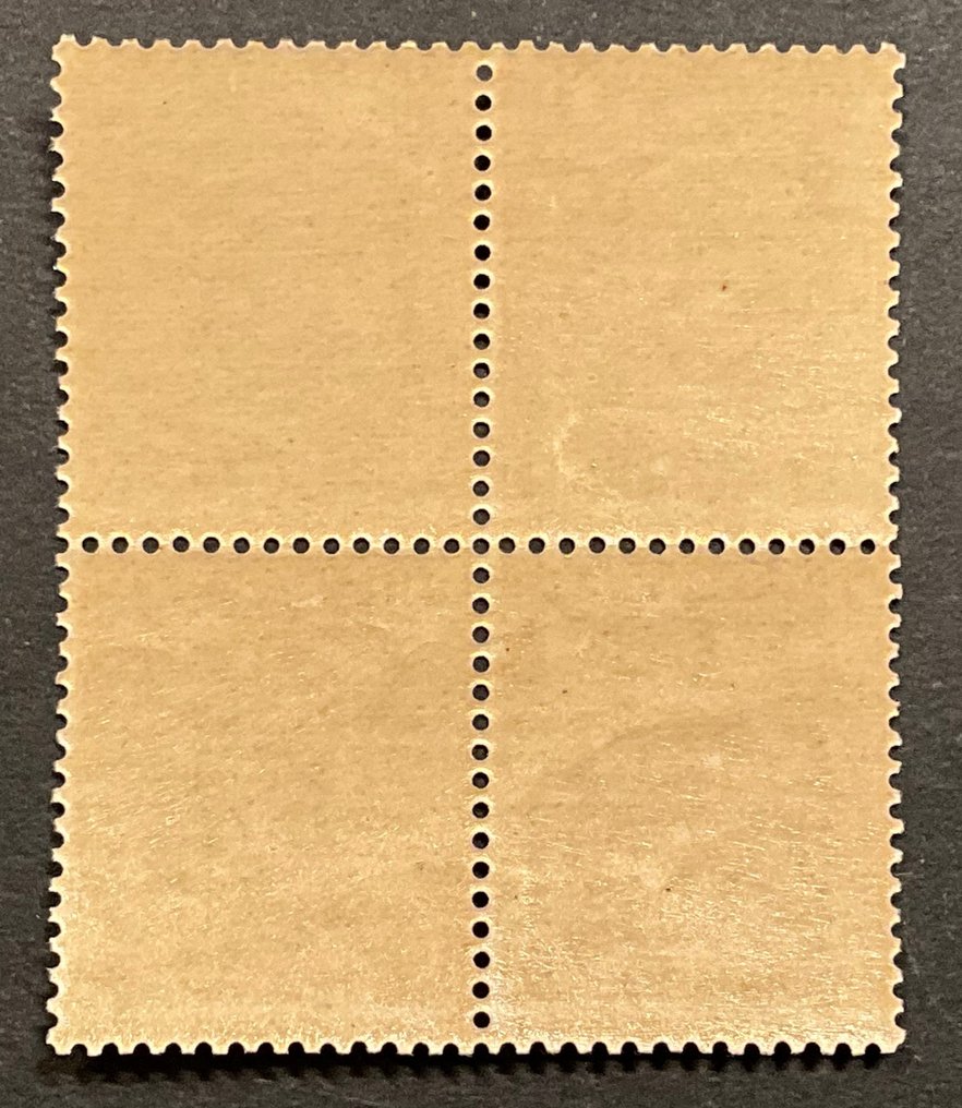 Belgium 1884/1891 - Leopold II Issue 1884 - 50c Ochre - Block of 4 - POSTFRIS with nice centering - OBP/COB 50 #1.0