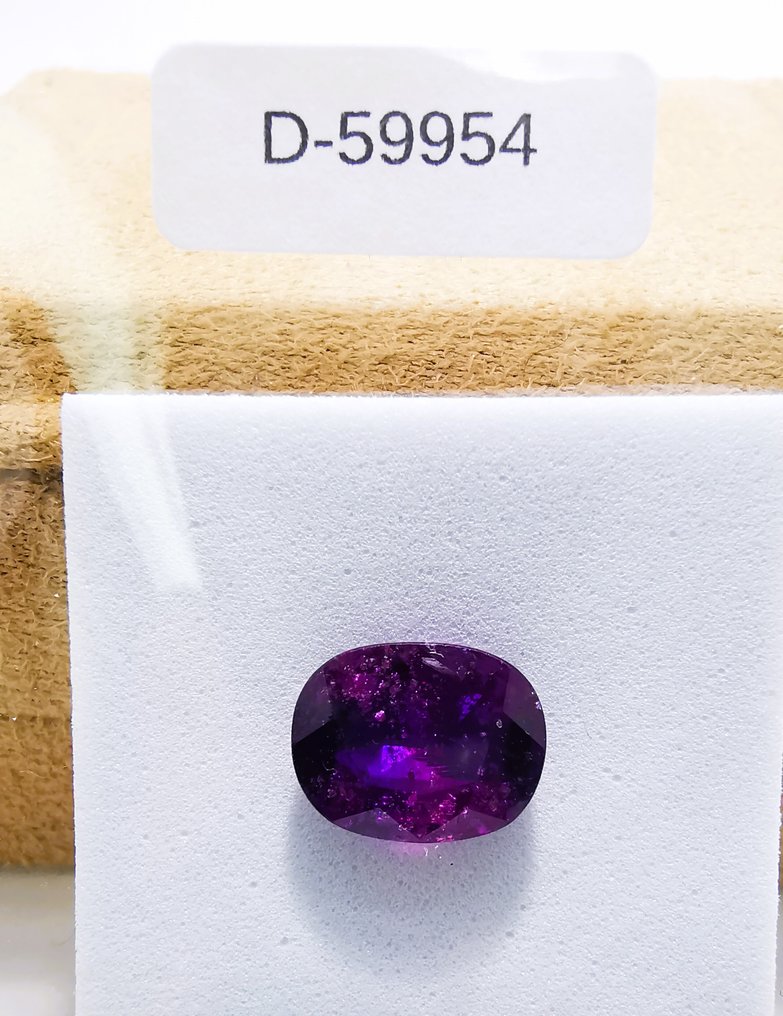 χωρίς τιμή ασφαλείας - 1 pcs Βιολετί Ζαφείρι - 3.94 ct - Instituto Gemólogico Español (IGE) #1.0
