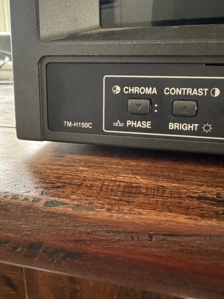 JVC TM-H150C - SCART / RGB / YPbPr Professional CRT broadcast - Monitor #4.3