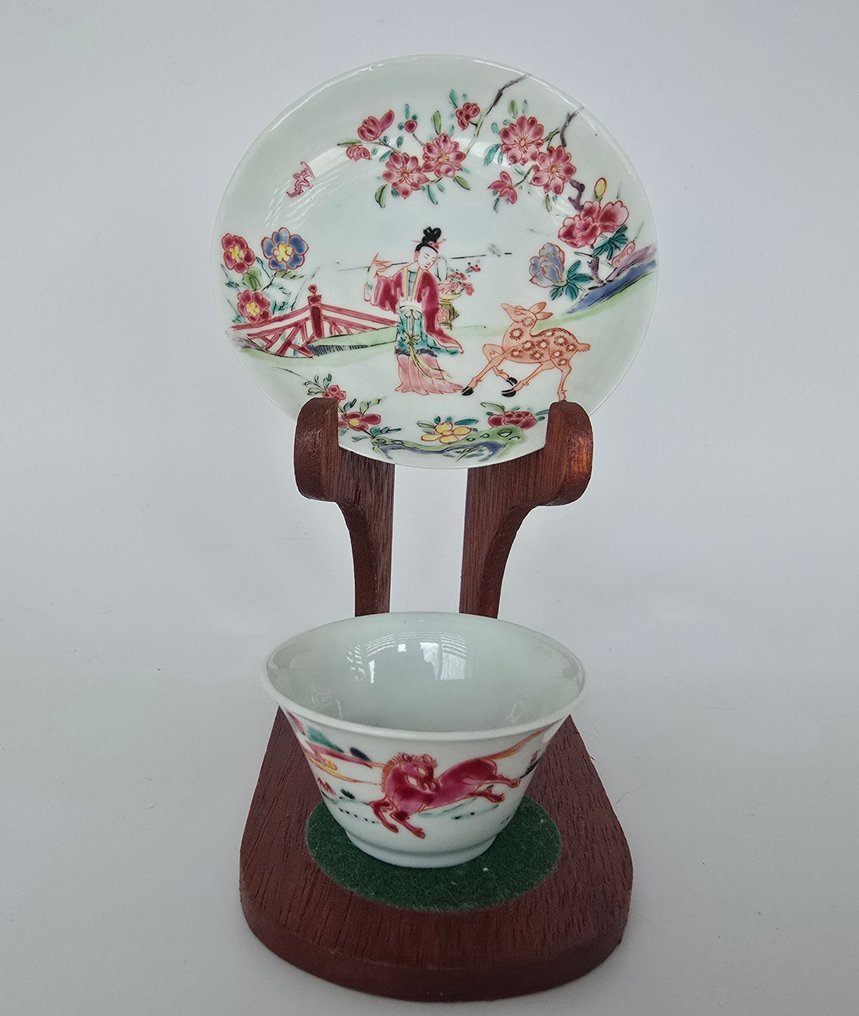 Cup and saucer (2) - Porcelain #1.0