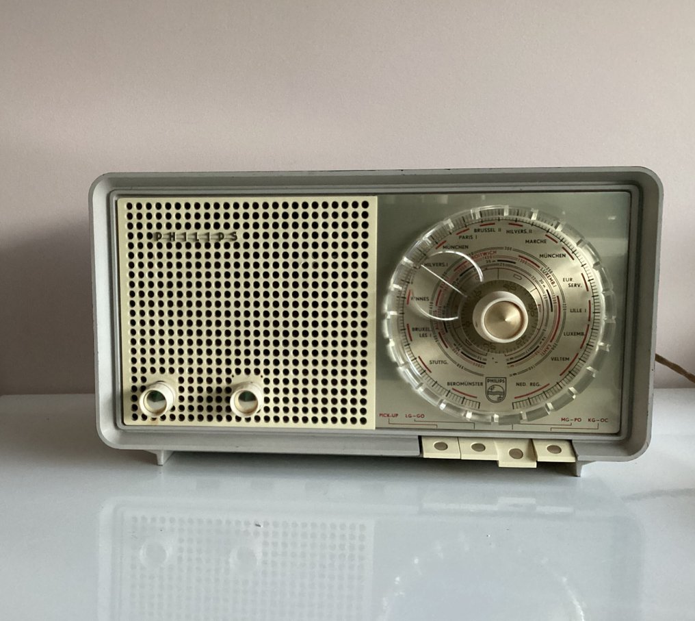 Philips, België - B3X90U/00K Rør-radio #2.1