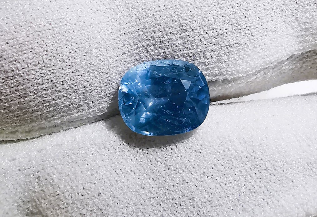 1 pcs  Μπλε Ζαφείρι  - 4.53 ct - Instituto Gemólogico Español (IGE) #2.1