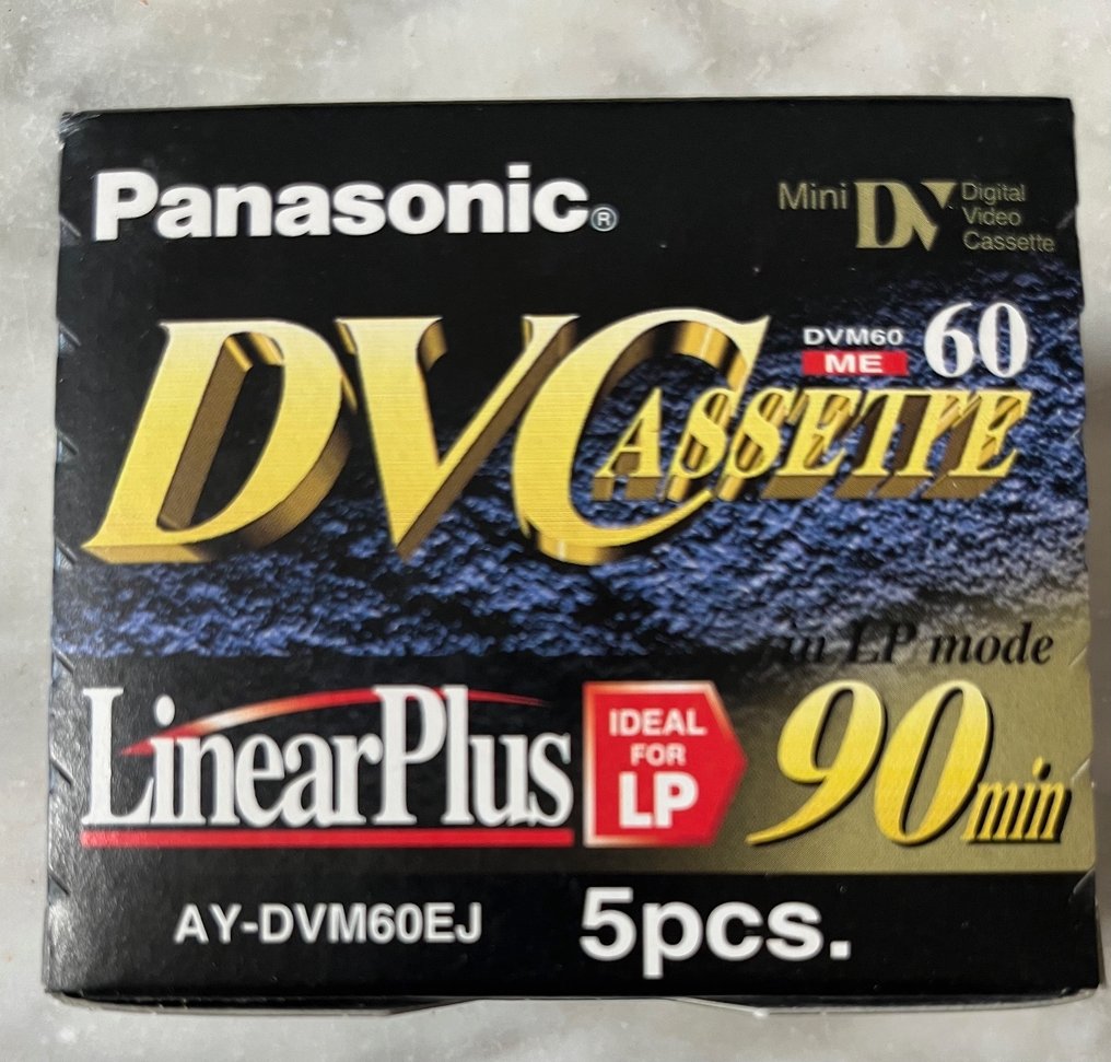 Panasonic AY-DVM60EJ Mini DV-DV camera #3.2