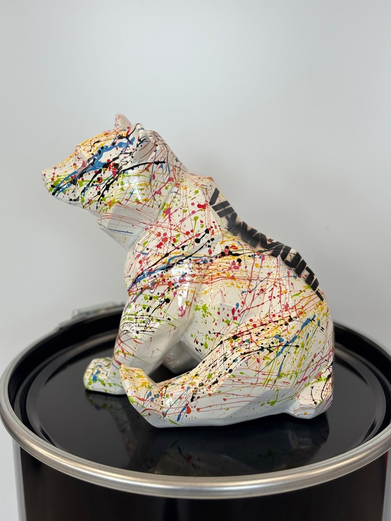 Rob VanMore - VANMORE Drip Bear #2.1