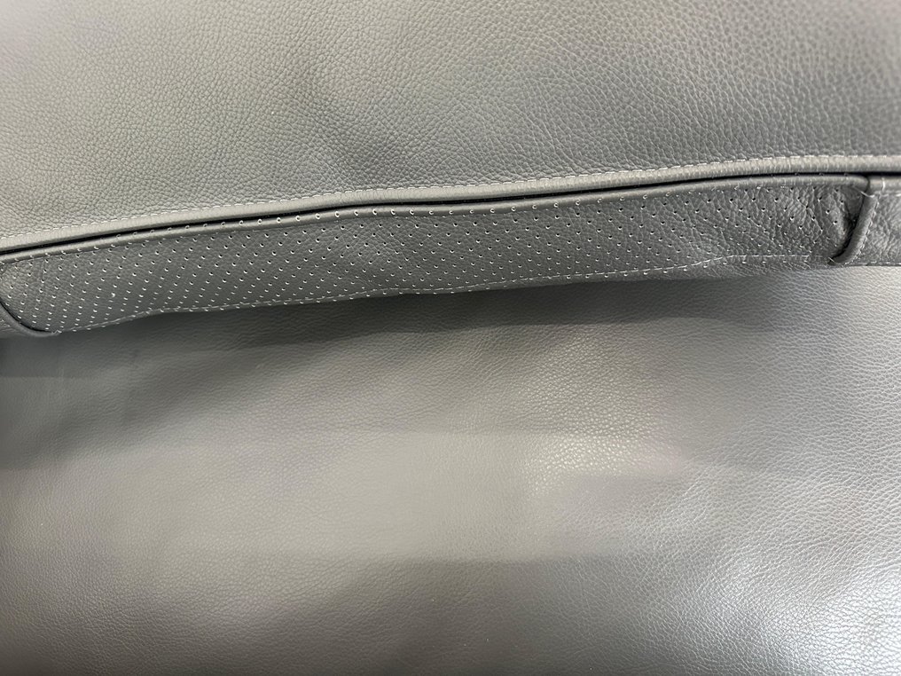 Cassina - Piero Lissoni - Divano - Toot - Pelle di vitello #4.3