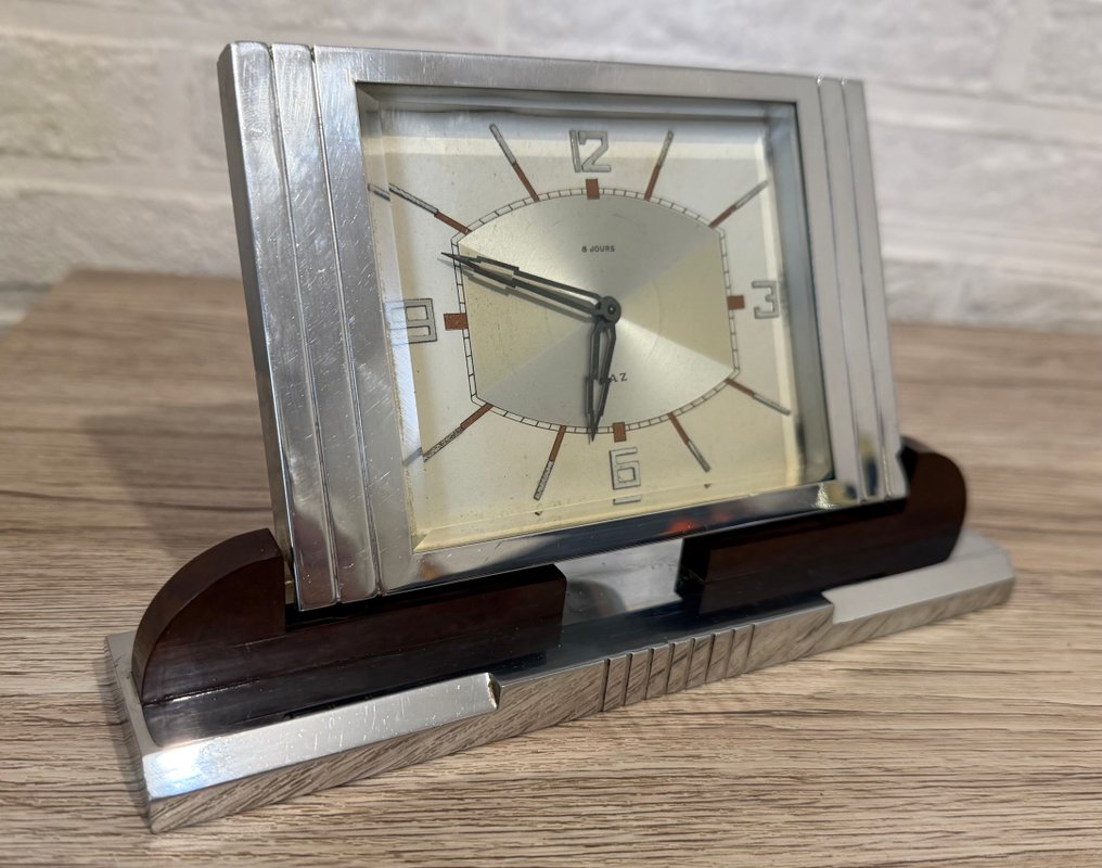 Clock - JAZ -Amplic-4802- pendule en chrome et bakélite Art Déco 1936/1937 -  Art Deco Bakelite, Chrome - 1930-1940 #1.0