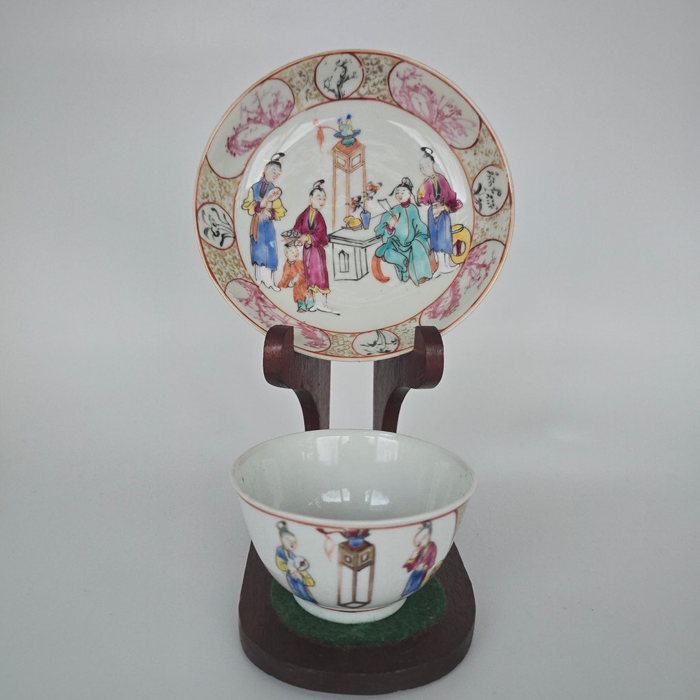 Tazza e piattino (2) - Porcellana - Unione #1.0