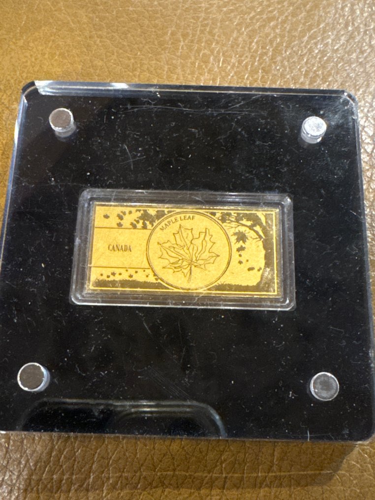 World. Gold bar Maple Leaf ., 1/200 Oz (.999)  (No reserve price) #1.0