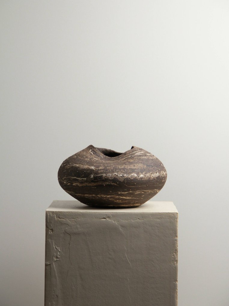 LEA STUDIOS - Valentina Cojocaru - Escultura, Giove - 20 cm - Grés #1.0