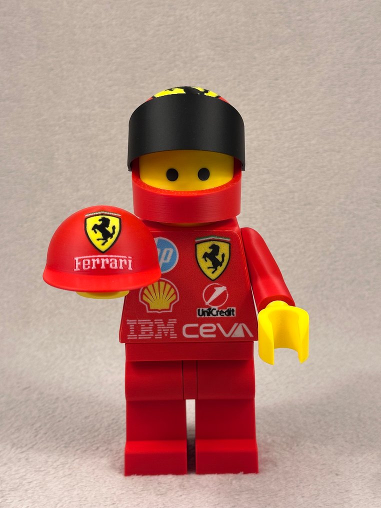 Lego MOC (My own creation) - Ferrari Team Man #1.0