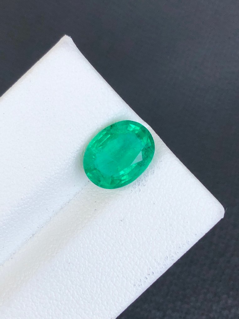 1 pcs  绿色 祖母绿  - 2.42 ct - 国际有色宝石协会（ICA GemLab） #2.1