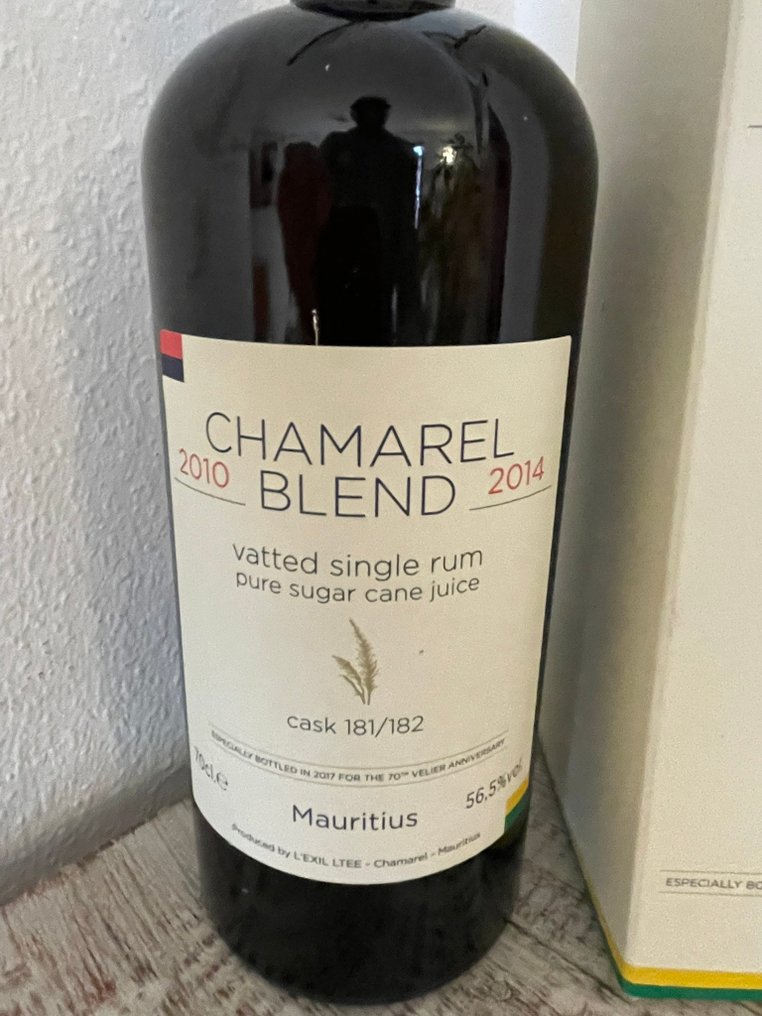 Chamarel Velier - Warren Khong Villa Paradisetto - b. 2017 - 70cl #1.0