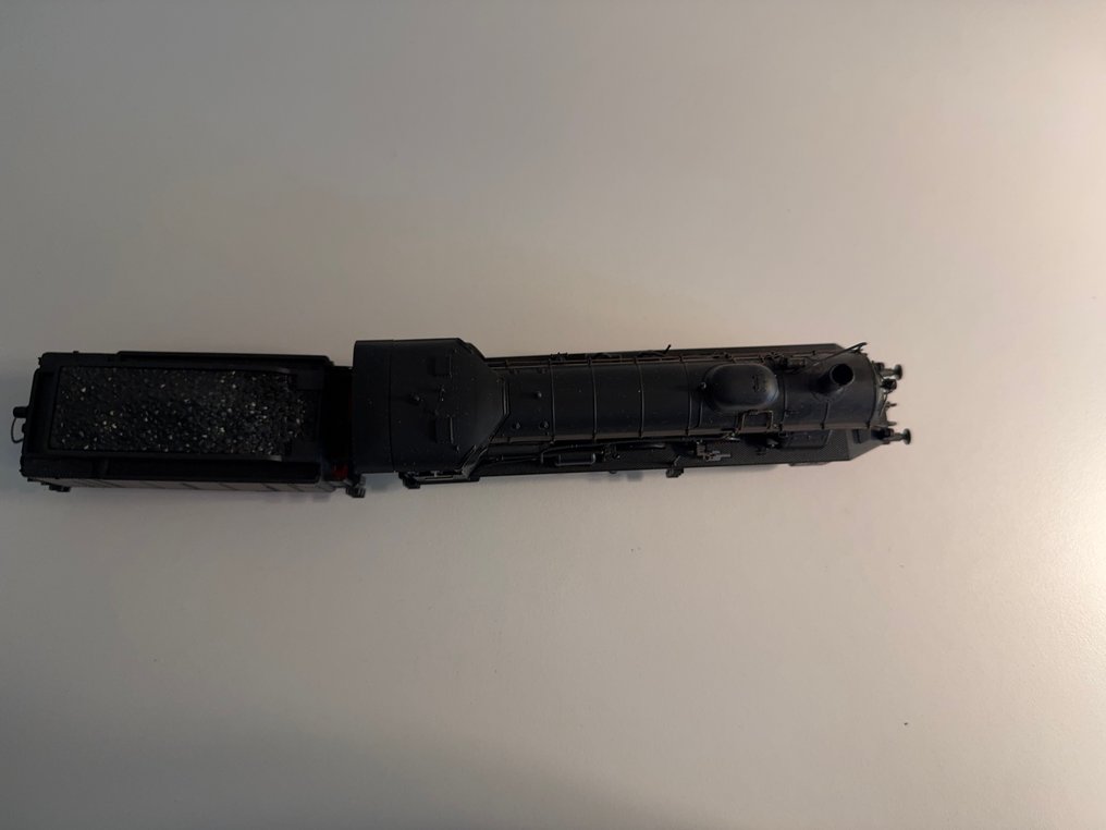 Fleischmann H0 - Sähköveturi (1) - BR 18 Tarkastelen kuvia tunnistaakseni merkit, numerot ja tekstit. Arvioin mittakaavan. - DR (DRG) #1.0