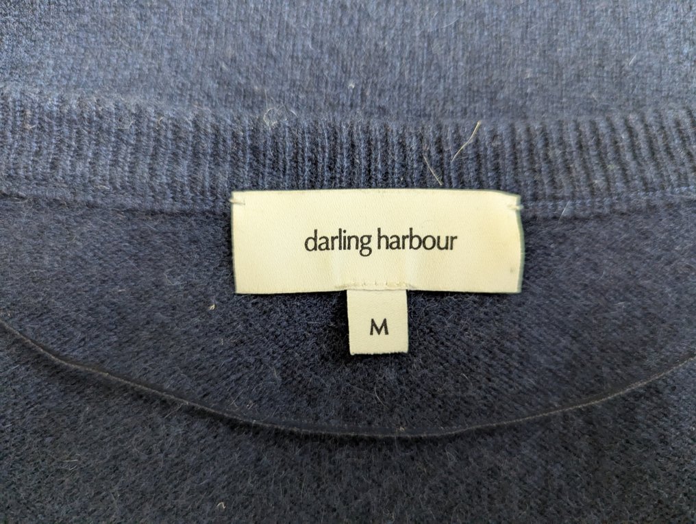 Darling Harbour 100% - Cardigan #2.1