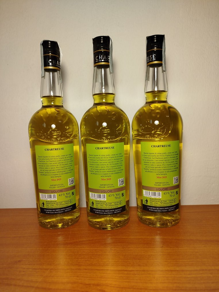 Chartreuse - Jaune   - b. 2025  - 70cl - 3 μπουκαλιών #2.1