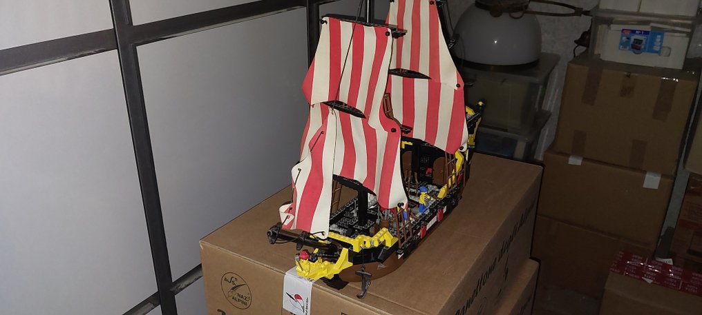 Lego Set - 6285 - Adventurers - Pirates #1.0