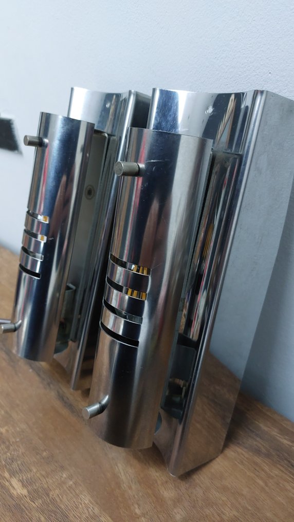 Φωτιστικό τοίχου (2) - Μέταλλο - Ζεύγος εφαρμογών χρωμίου. #3.2