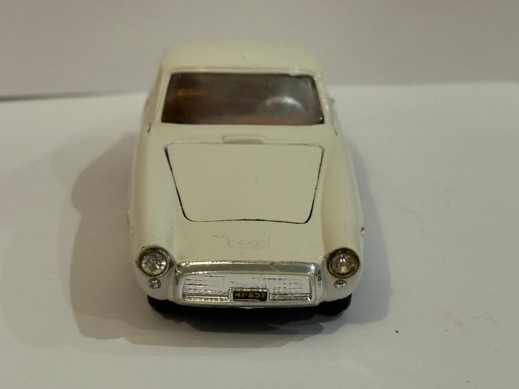 Polistil 1:43 - Model car - Fiat 1500 GT Ghia #4.3