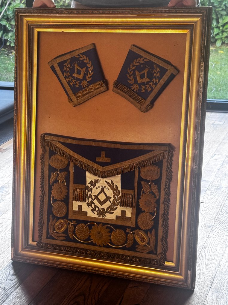 英國 - 獎牌 - Genuine 1760 "Bombay" Spencer & Co Apron and Gauntlets in Frame - 1760 #1.0