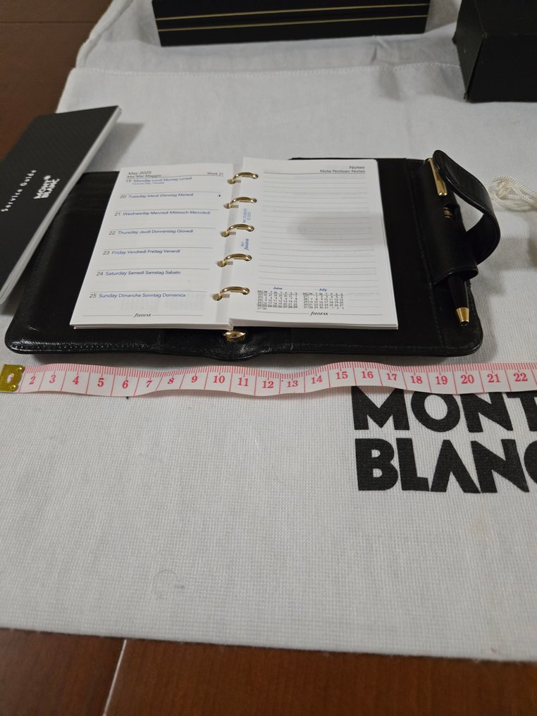 Montblanc - Modelo mini - Esityslistan kansi #3.2