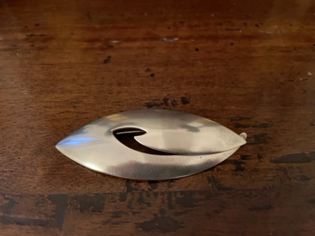 Ingen mindstepris - Broche Sølv - Elegant brosje #1.0