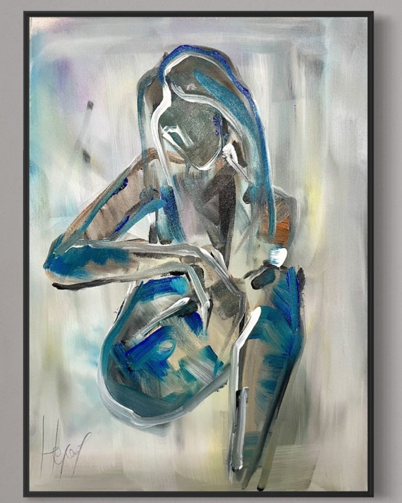 Harper - Sitting Lady #1.0