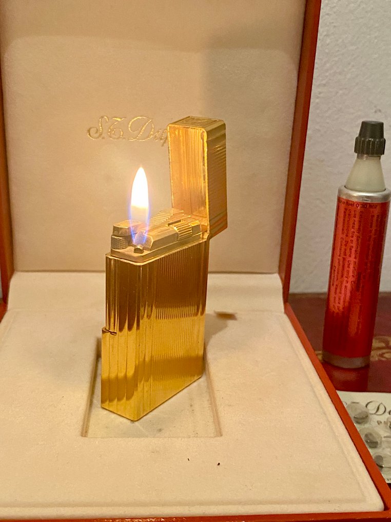 S.T. Dupont - Feuerzeug - Vergoldet - (3) #1.0