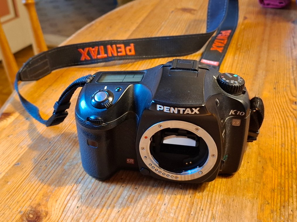 Pentax K10D + D-AL 16-45 數位單眼反光相機（DSLR） #2.1