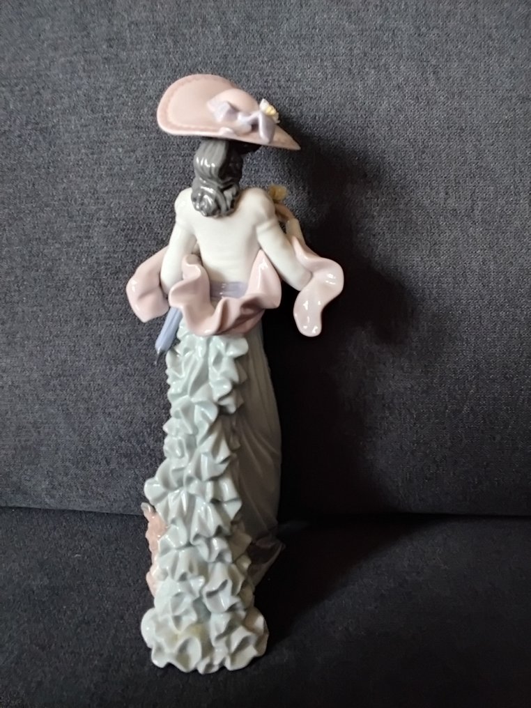 Lladró - Αγαλματίδιο - Dame met hoed en hondje - Πορσελάνη #3.2