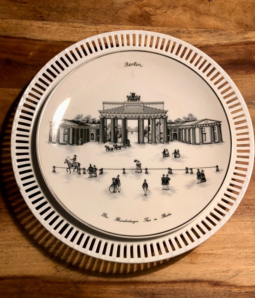 KPM Berlin / Königliche Porzellan - Πιάτο (2) - Πορσελάνη - Durchbruch & Brandenburg #1.0