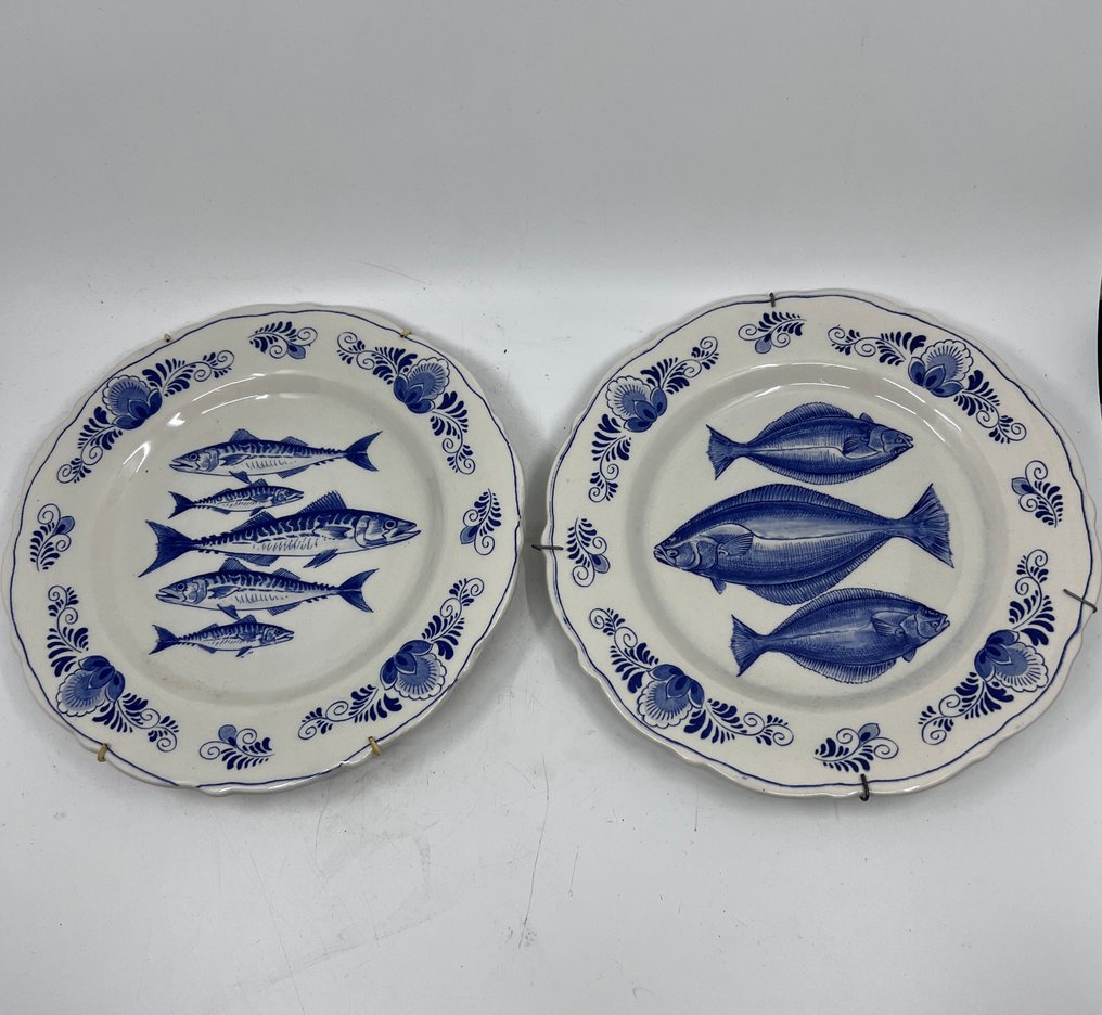 Teller (2) - Töpferware - Hering - Makrele #1.0