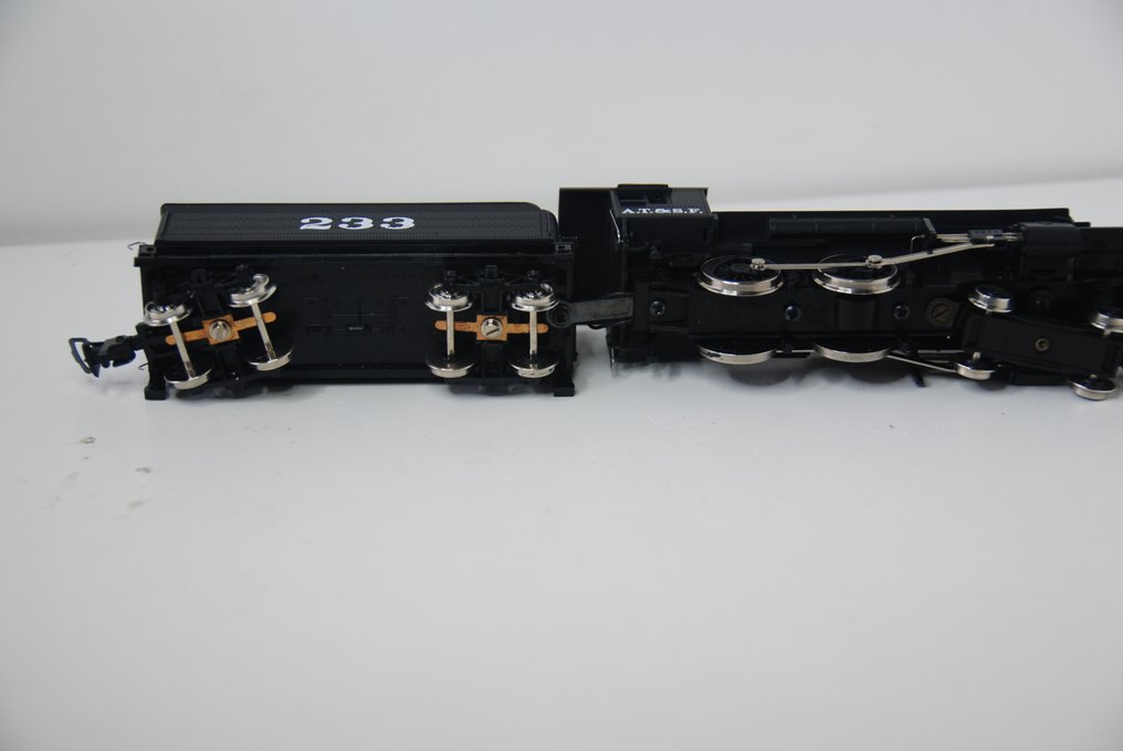 Mehano H0 - T260/283SA - Modellino di treno (1) - Viene fornito con tender, numero 233, marcatura A.T.&S.F., numero di catalogo sulla scatola - AT&SF #4.3