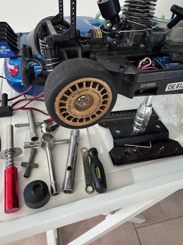 Tamiya 1:10 - Model car - Subaru Impreza STi - carrozzeria Solberg su telaio Tamiya 1/10 con motore FS-12SS #2.1