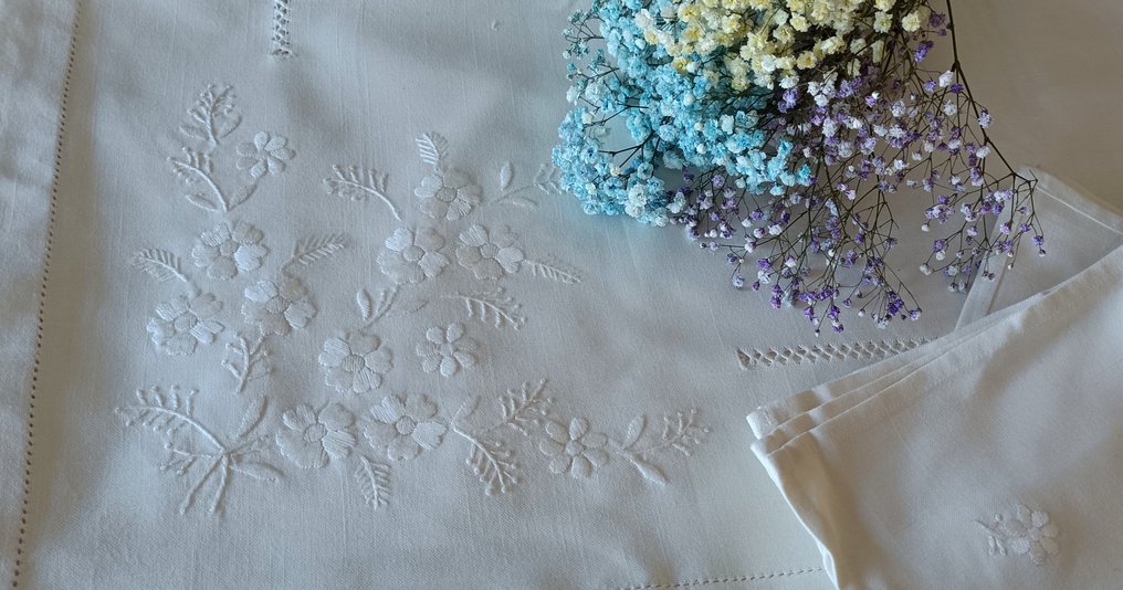 Large wonderful towel with embroidered flowers and open hems. - Tablecloth (13) - 305 cm - 165 cm #4.3