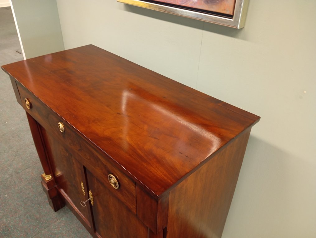 餐具橱 - 红木 #2.1