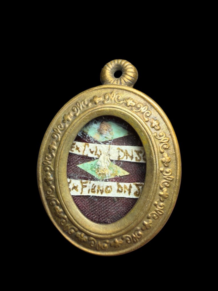 Reliquaire - Laiton, Verre, Textile - 1750-1800 - Ex Culla - Ex Fieno - Notre Seigneur Jésus-Christ #1.0