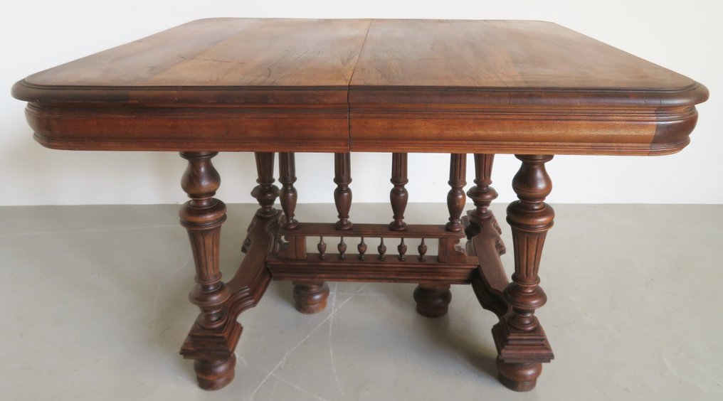 Table - Noyer - Livraison possible #1.0