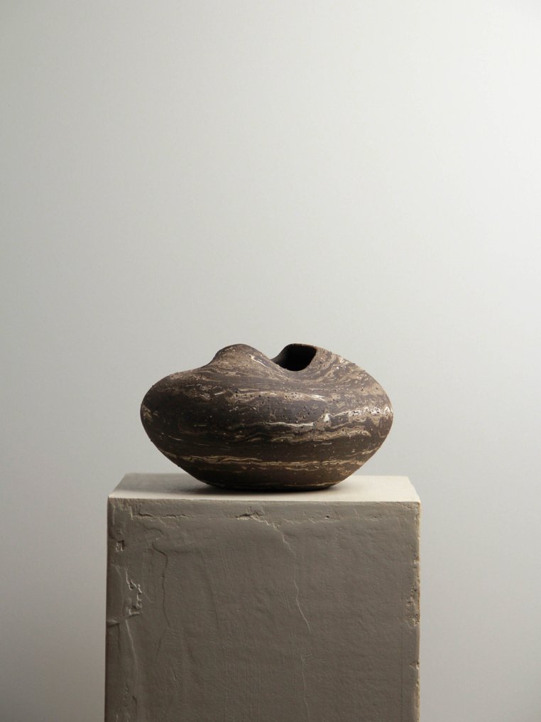 LEA STUDIOS - Valentina Cojocaru - Escultura, Giove - 20 cm - Grés #1.0