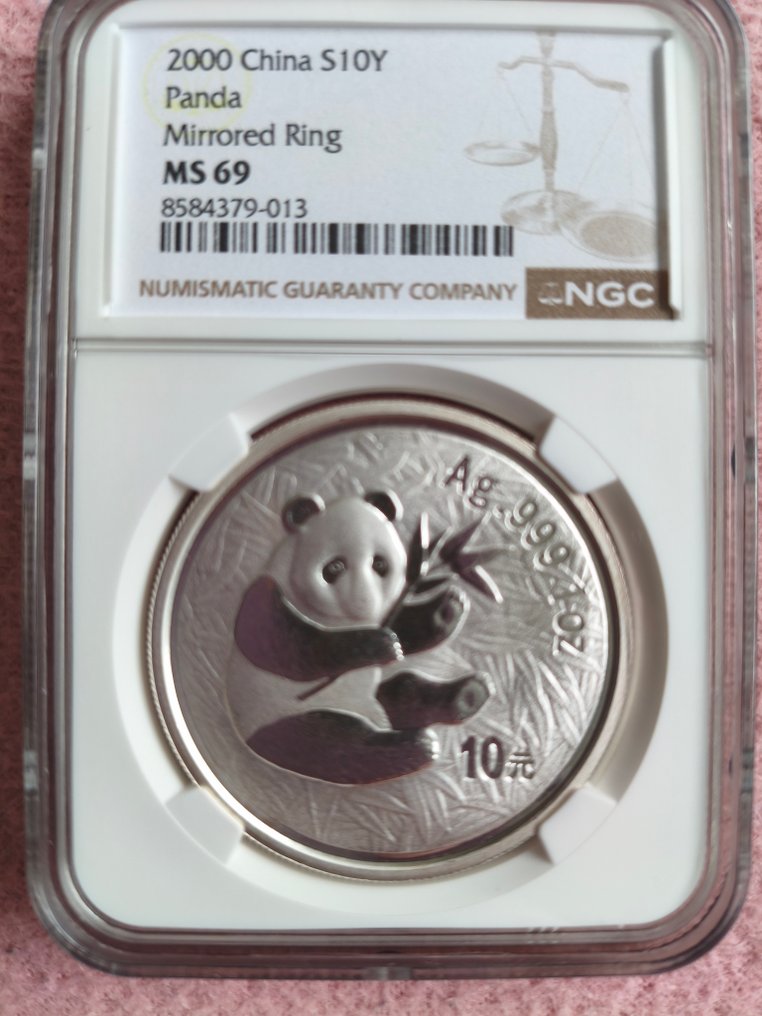 China. 10 Yuan 2000, Panda, mirrored ring #2.1