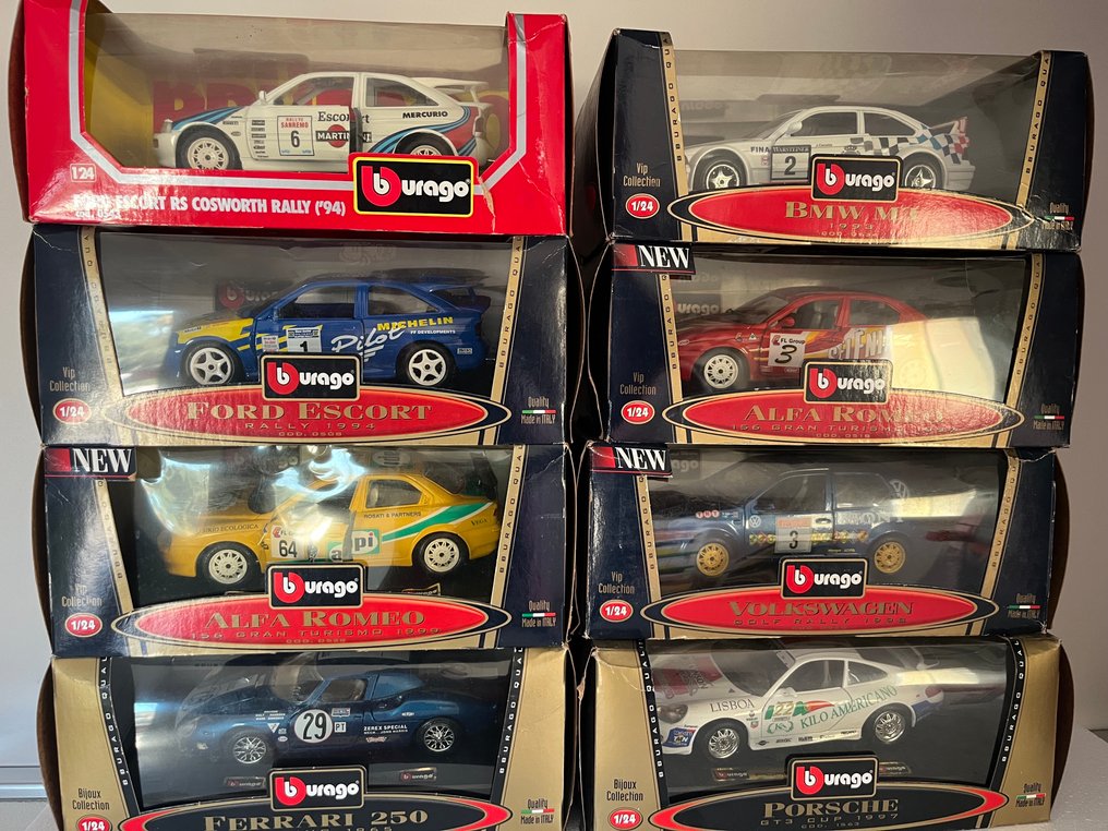 Bburago 1:24 - Model car  (8) - Collezione veicoli da rally e sportivi in scala #1.0