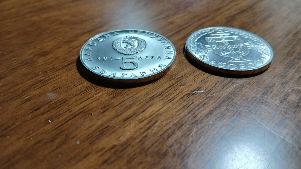 Βουλγαρία, Πορτογαλία. 50 Escudos, 5 Leva 1969/1974, 2 x (χωρίς τιμή ασφαλείας) #2.1