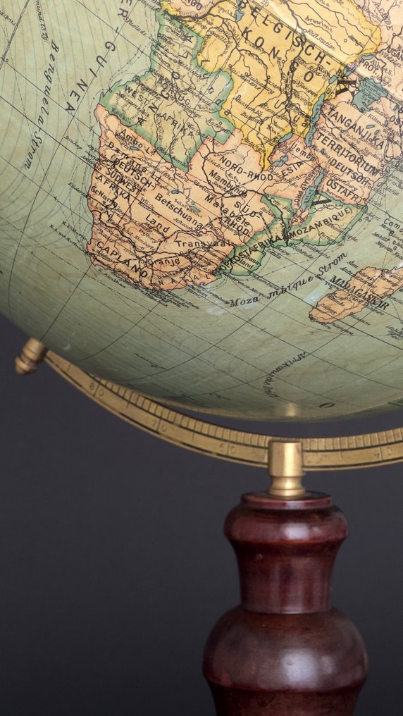 Globe - Peter J. Oestergaard - 1910-1920 #4.3