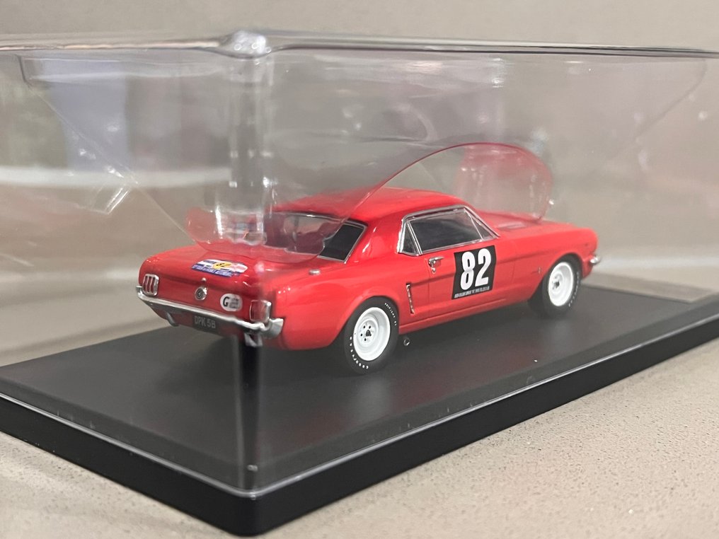 Premium Classixxs 1:43 - Machetă mașină - Ford Mustang 1964 - Ediție Limitată #4.3