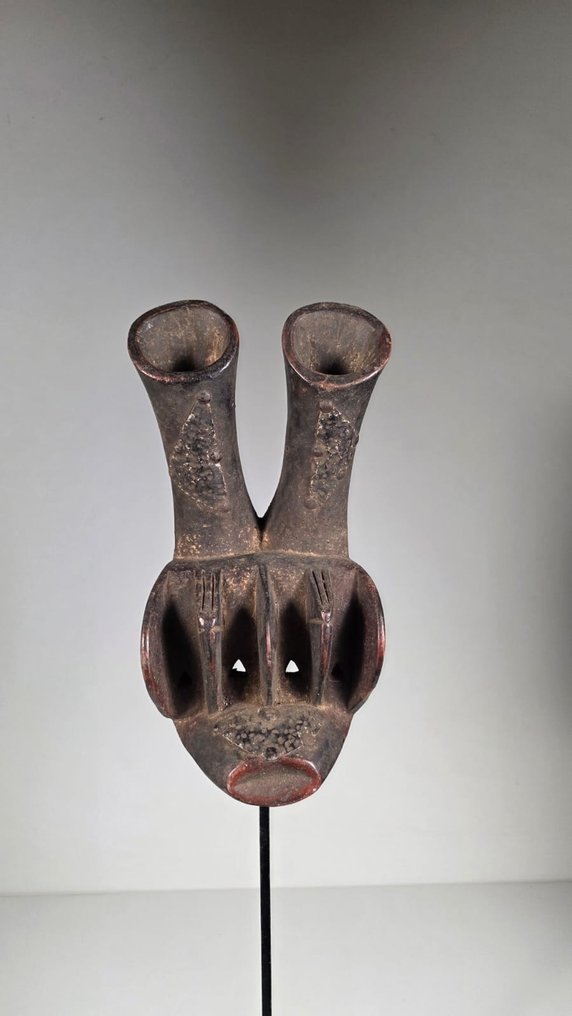 Fa maszk Dan Guéret - Elefántcsontpart #2.1