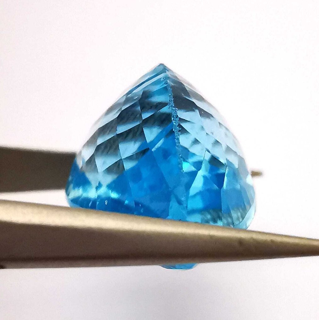 No reserve price Blue Topaz  - 26.92 ct - Antwerp Laboratory for Gemstone Testing (ALGT) - Intense Blue Topaz #4.3