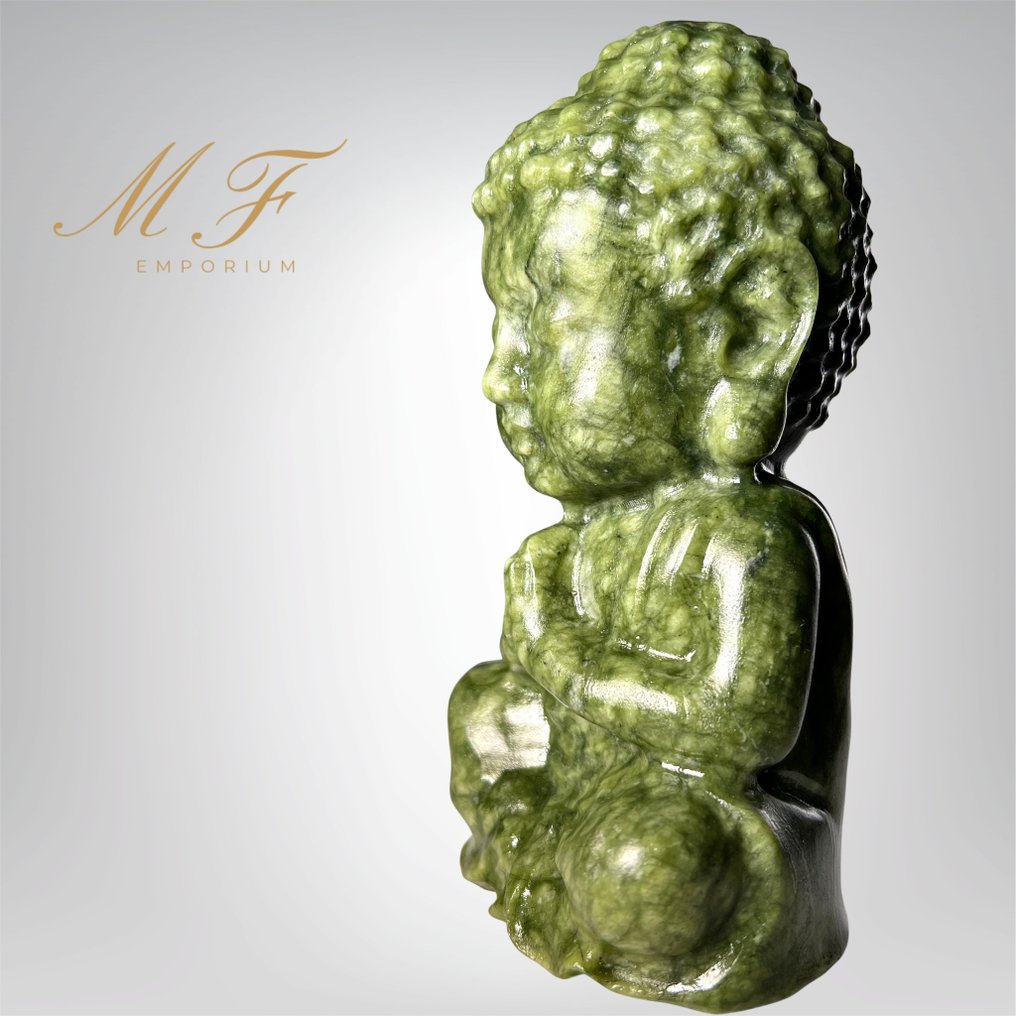 Premium - Jade Buddha XL Carving - Height: 150 mm - Width: 80 mm- 900 g - (1) #1.0