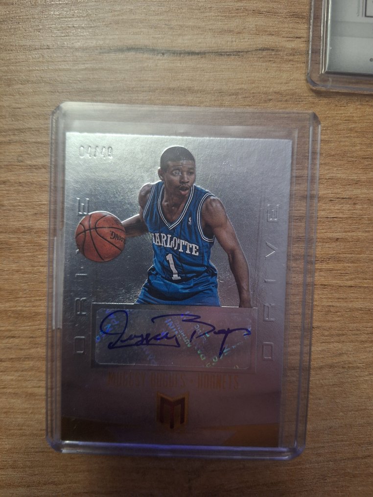 2013/14 Panini Timeless Treasures, Donruss Elite, Momentum Muggsy Bogues 簽名卡, 序號卡, 限量版 - 3 Card - 狀況優良(EX) #3.2