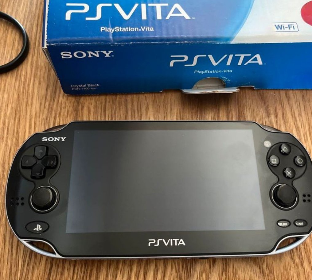 Sony - PS Vita - Video game console + games - In original box #1.0