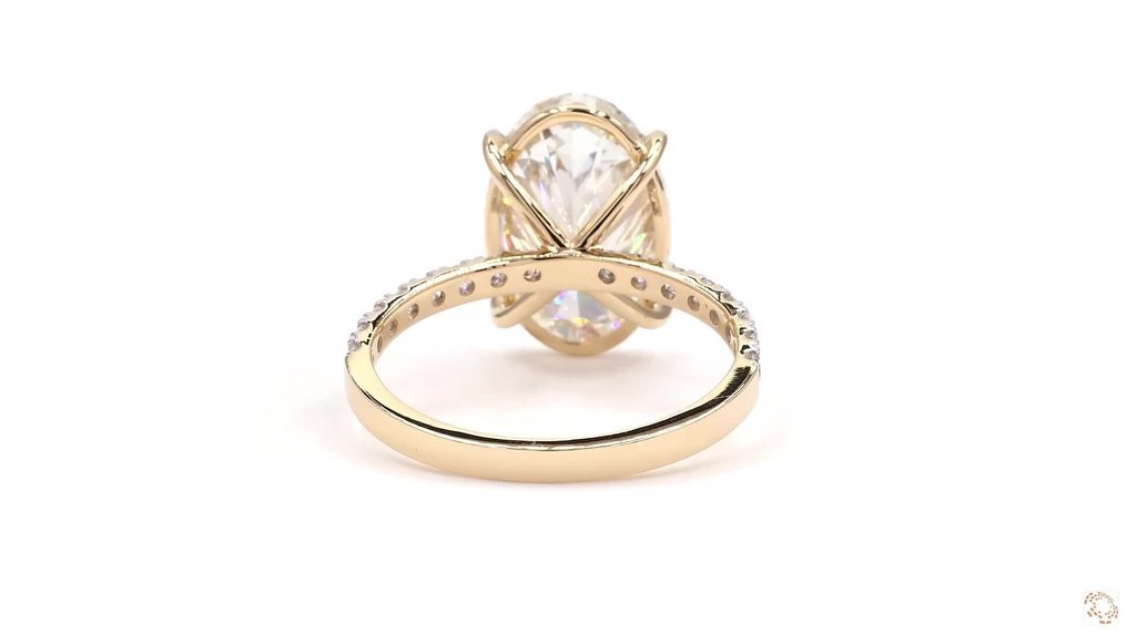 No reserve price - Ring - 18 kt. Yellow gold -  5.45ct. tw. Diamond (Lab-grown) - Diamond - VVS2 #4.3
